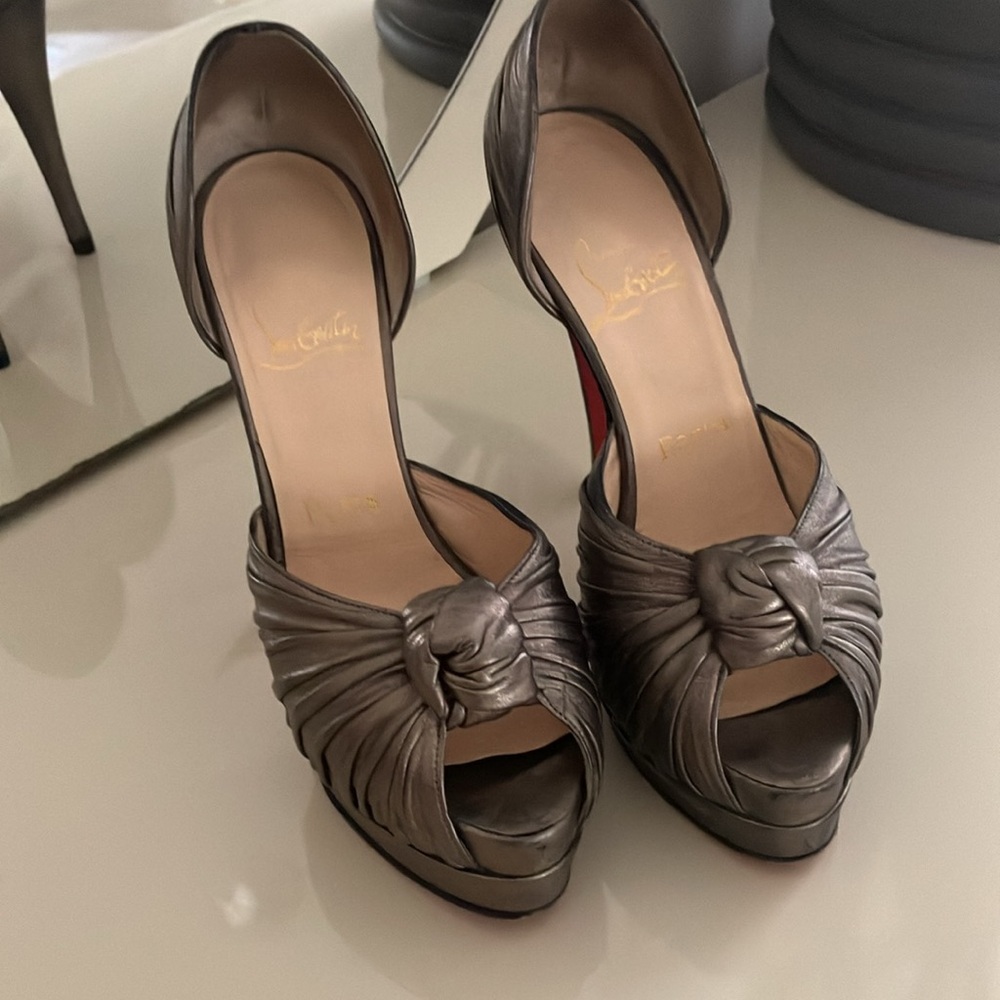 Christian Louboutin Alto Nado Napa Pewter Dorsey pump